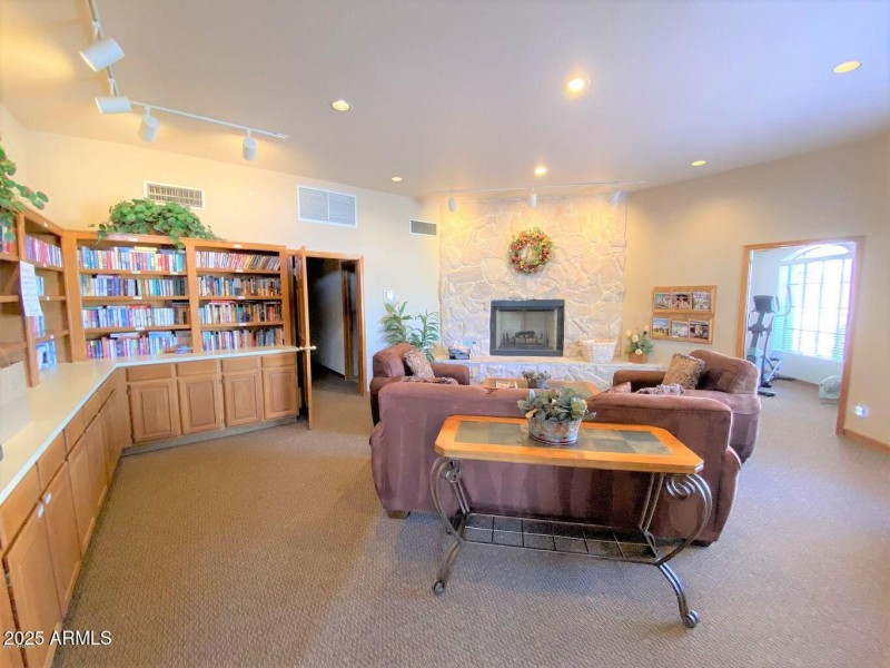 9151 W Greenway #212 Photo 20