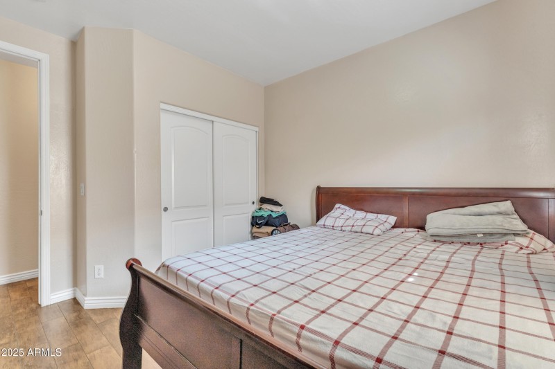 6409 S 49TH DR, Laveen, AZ 85339