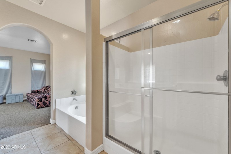 6409 S 49TH DR, Laveen, AZ 85339