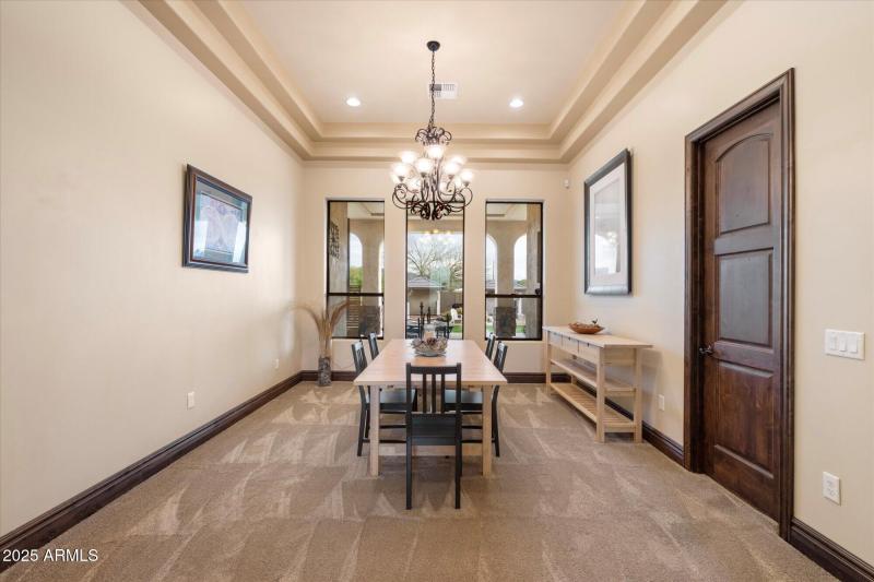 Direct Access To Kitchen Through Pantry