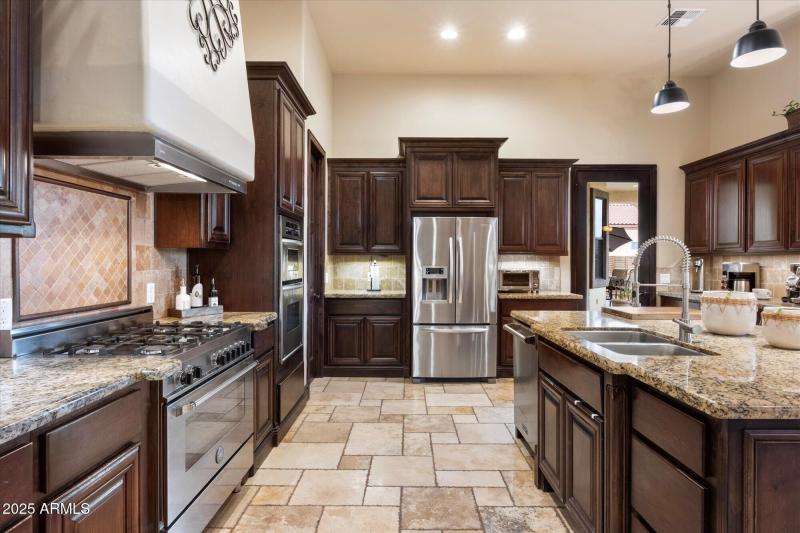 36" Bertazzoni 5-burner Gas Range