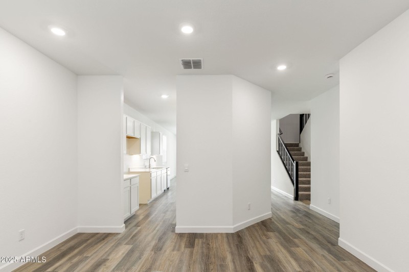 5-web-or-mls-17641-w-mission-ln-lot-50-z