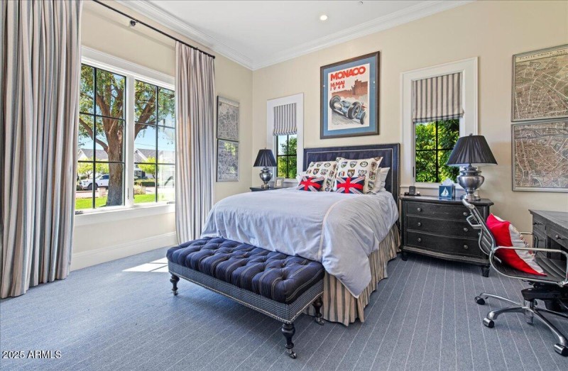 32-5446 E. Exeter Blvd 24