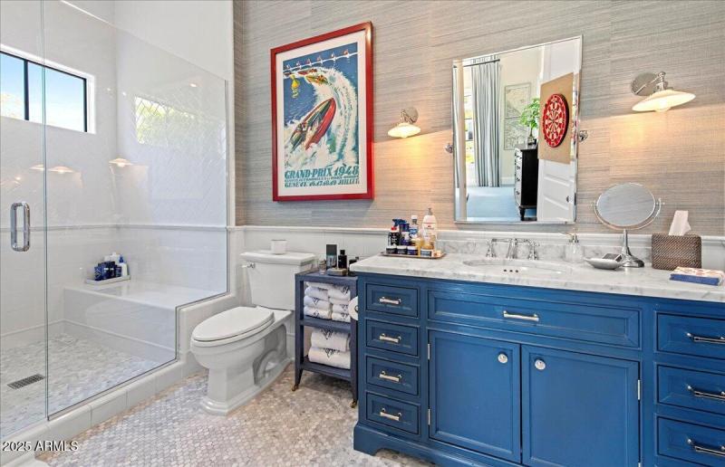 33-5446 E. Exeter Blvd 25