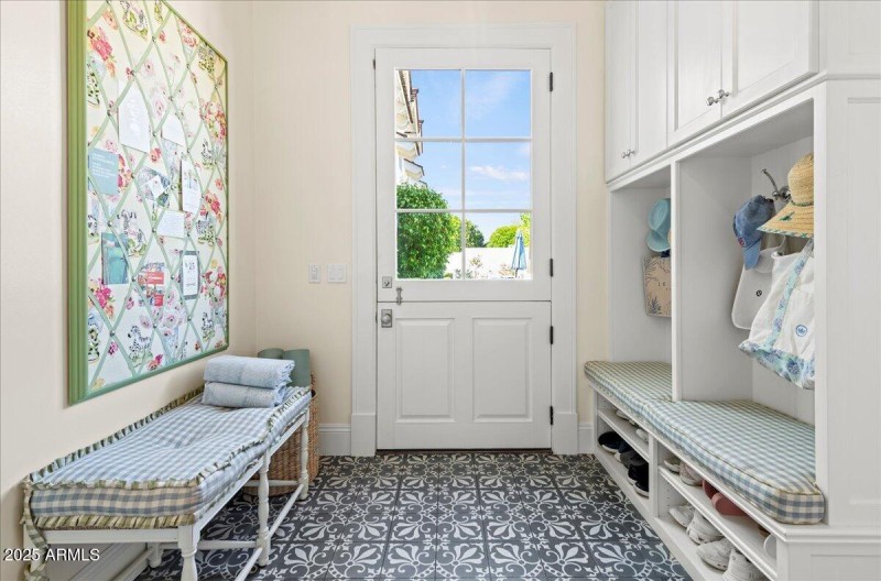 45-5446 E. Exeter Blvd 37