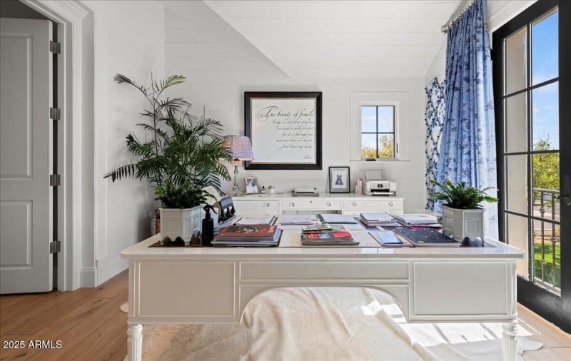 50-5446 E. Exeter Blvd 42