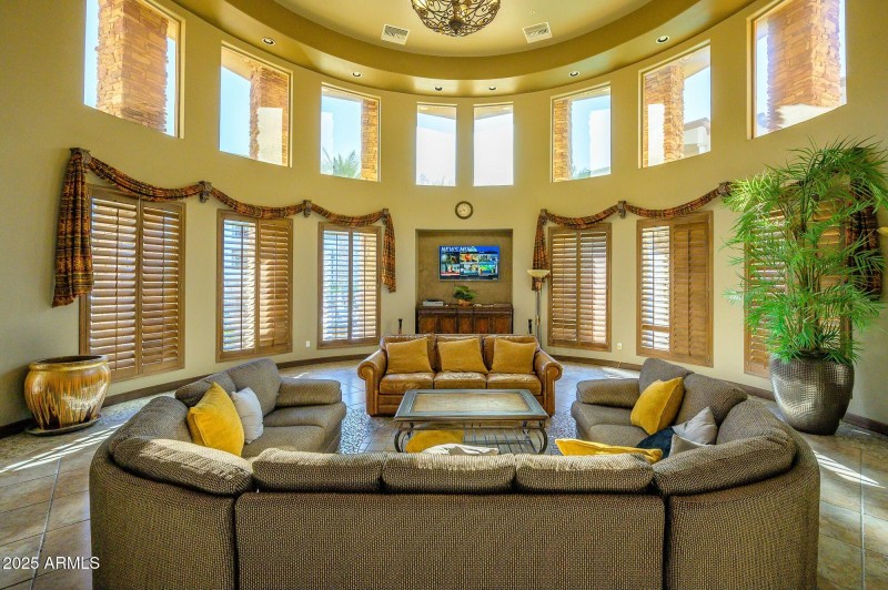 Comfy community center