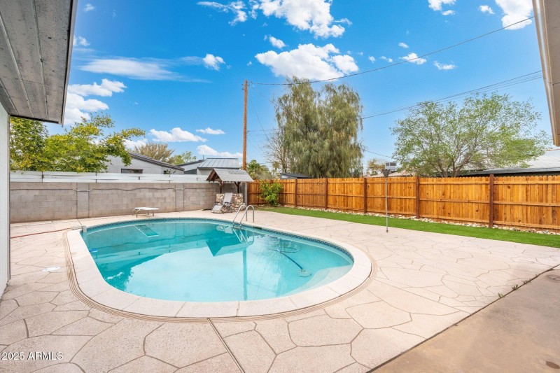 38-web-or-mls-DSC02610-HDR-Edit