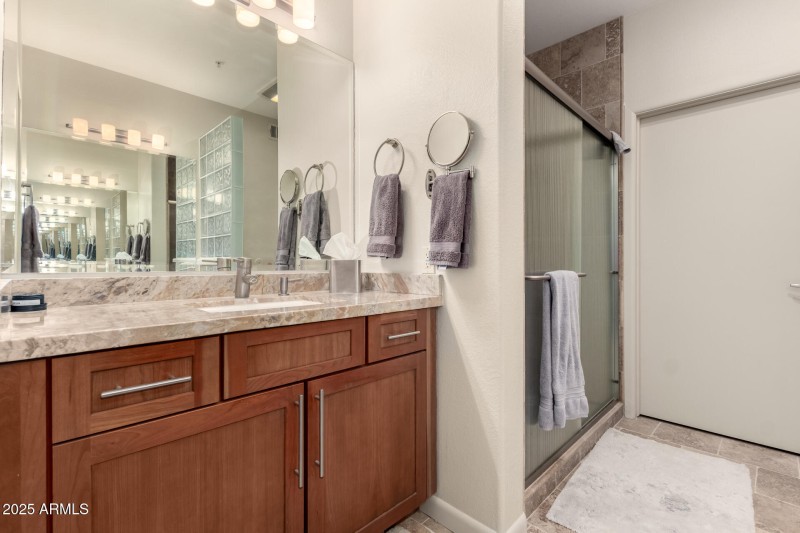 20 - Thompson Peak 15050