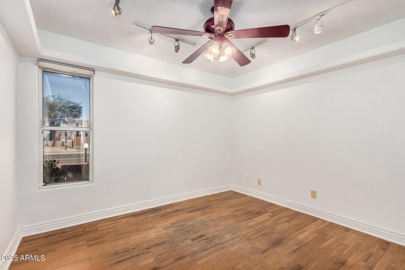 2 BR 1
