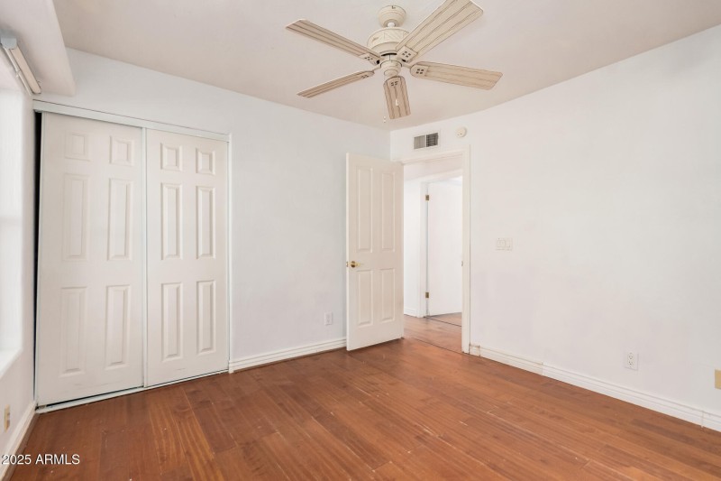 3 BR 2