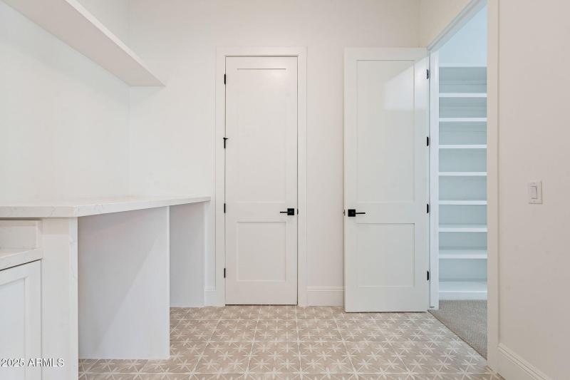 241-web-or-mls-178th-54 (2)