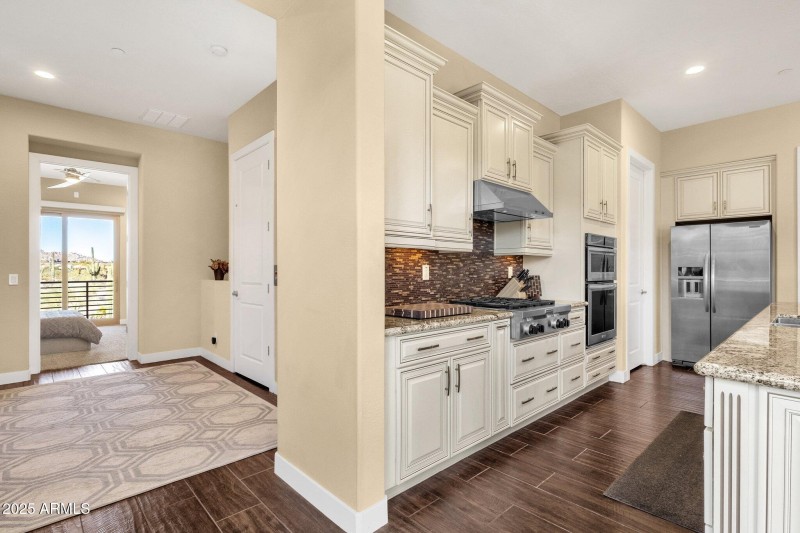 9-web-or-mls-27000-n-alma-school-pkwy-20