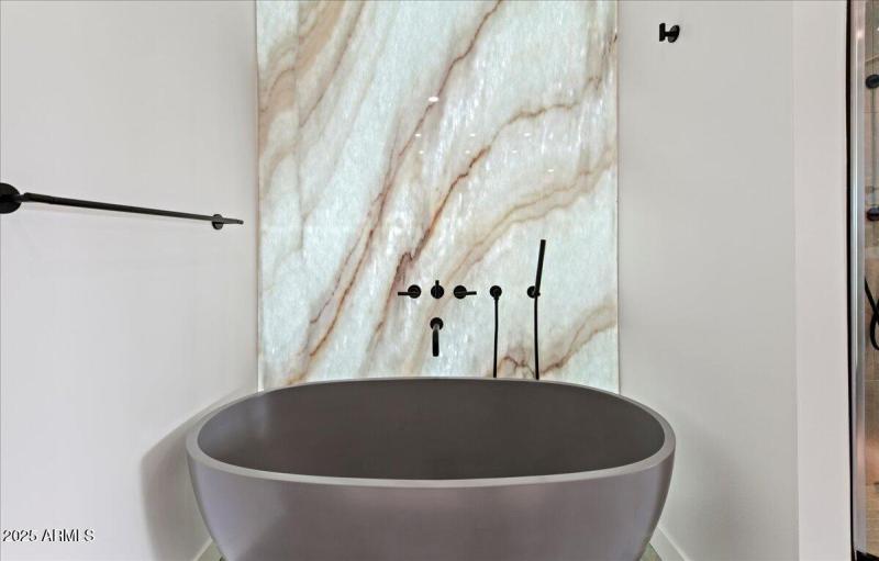 22-7157 E Rancho Vista Dr #4001 22