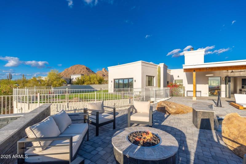 9525 E Buckskin Trl - 66