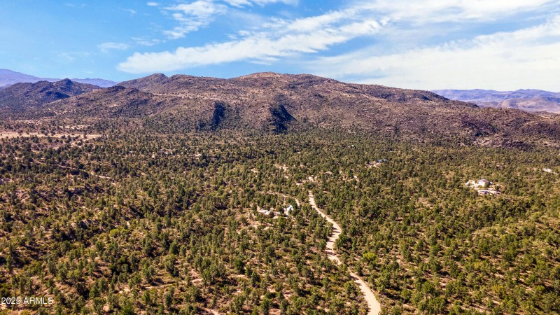 15555 S Middle Ridge Rd-1