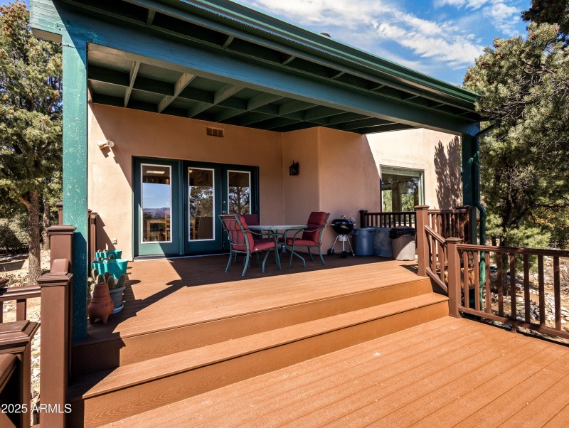 15555 S Middle Ridge Rd-33