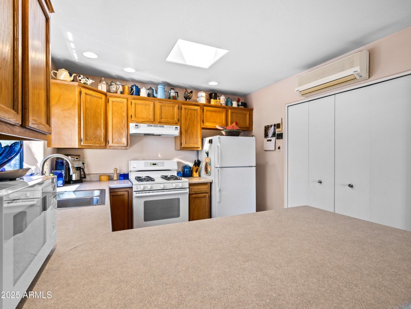 15555 S Middle Ridge Rd-41