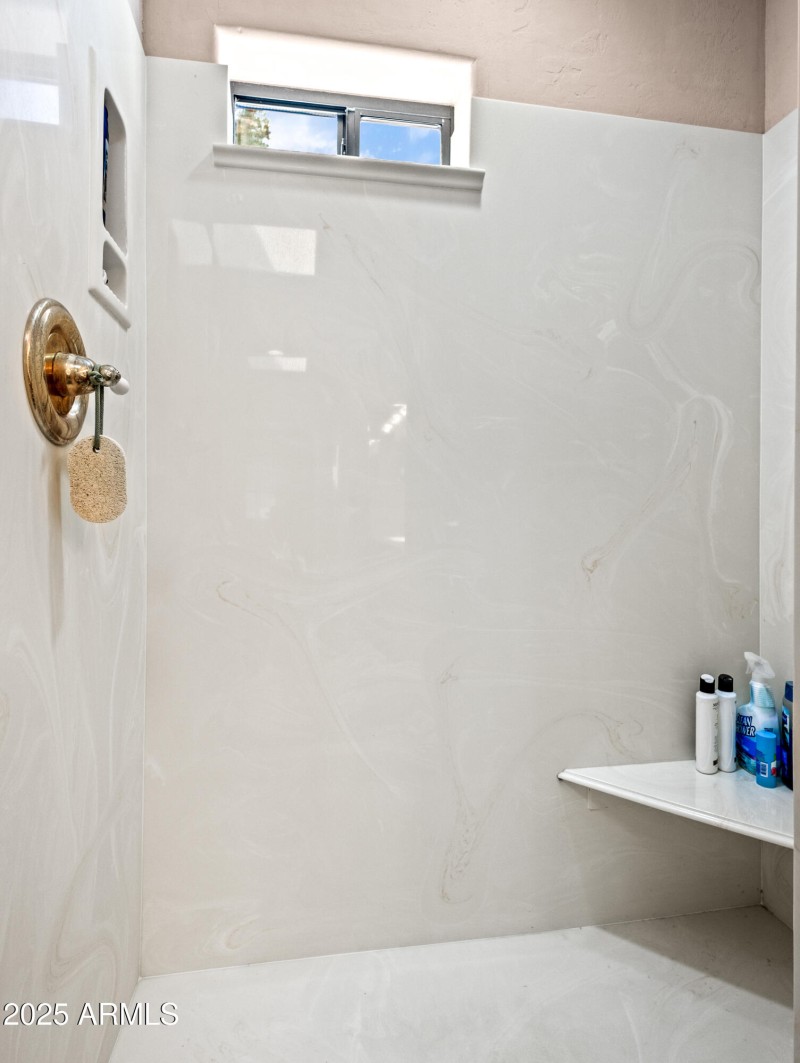 15555 S Middle Ridge Rd-58