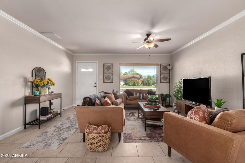 08 - Sharon 3301