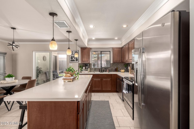 13 - Sharon 3301