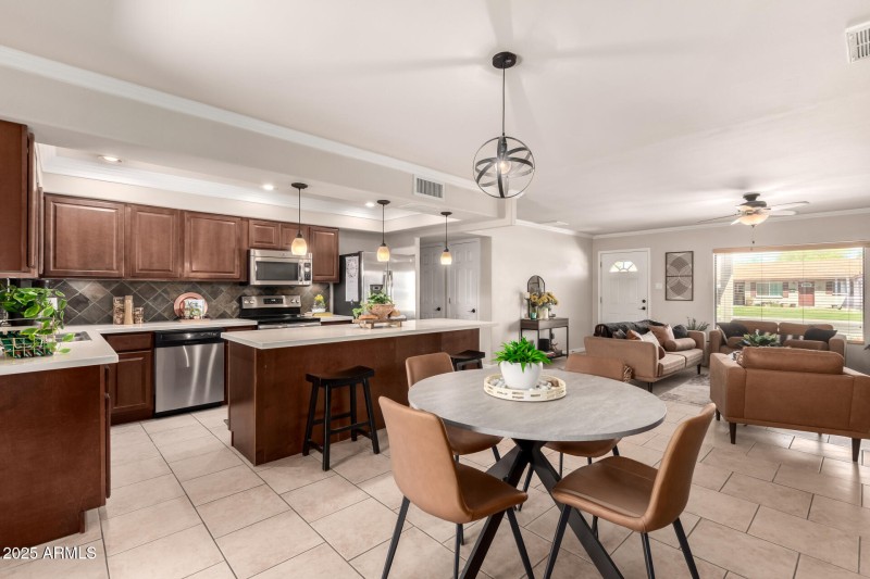 14 - Sharon 3301