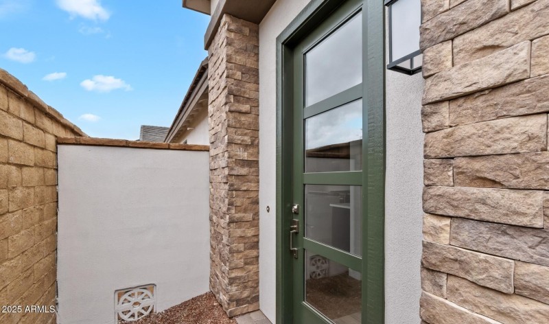 FSVV Cottages Lot #75 Entryway (Large)