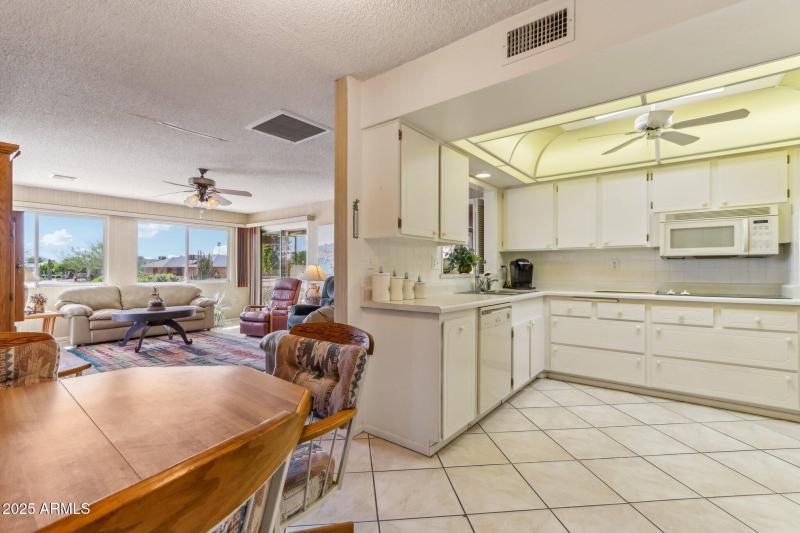 20-web-or-mls-N Cherry Tree Ln-26032025-