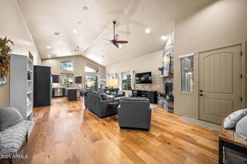 twinflamerealestatemedia-12