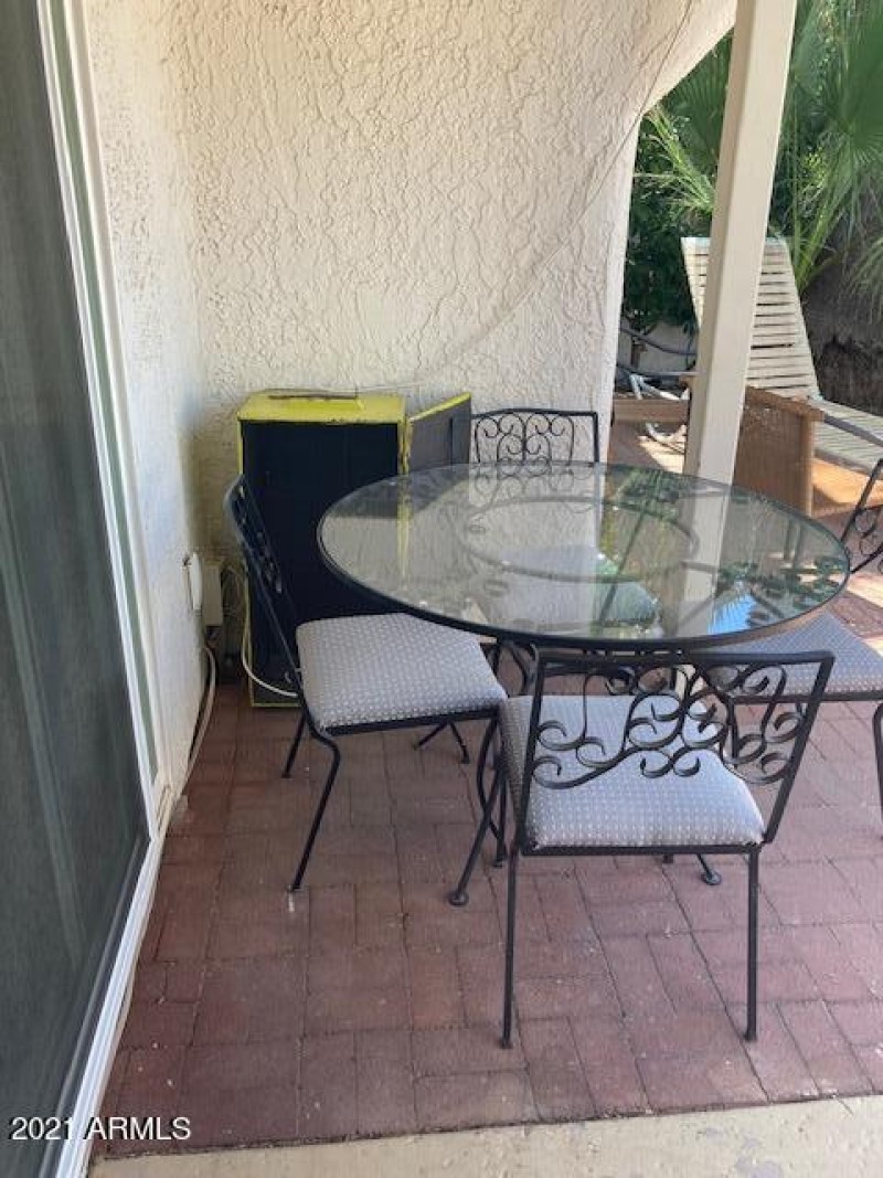 patio table