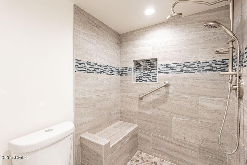 24-web-or-mls-Biltmore-24