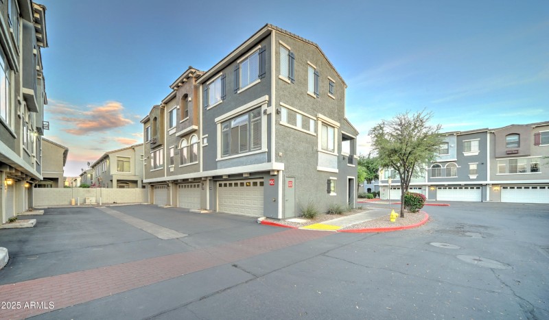 2402 E. 5th St. #1532-2