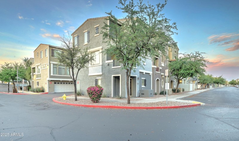 2402 E. 5th St. #1532-3