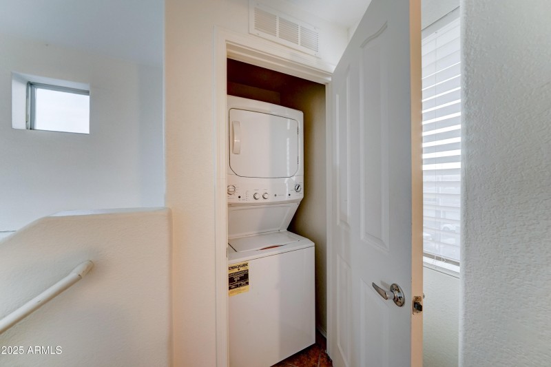 2402 E. 5th St. #1532-28