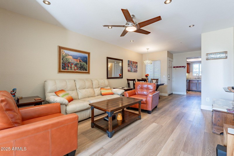 21-web-or-mls-Ray-21