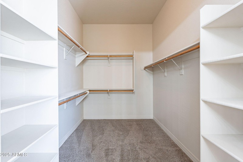 48-web-or-mls-Calle de Las Estrellas-48