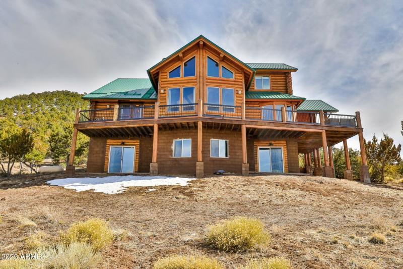 7-web-or-mls-786_E_Broncos_Trail_William