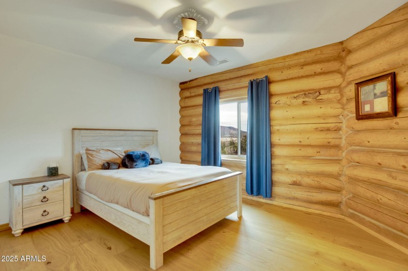 68-web-or-mls-786_E_Broncos_Trail_Willia