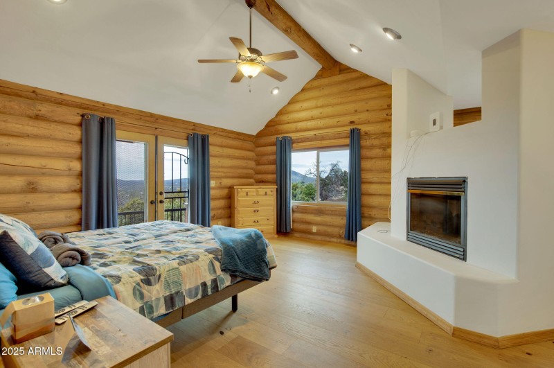 74-web-or-mls-786_E_Broncos_Trail_Willia