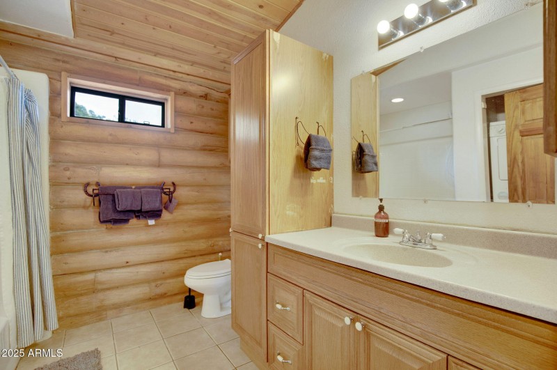 147-web-or-mls-786_E_Broncos_Trail_Willi