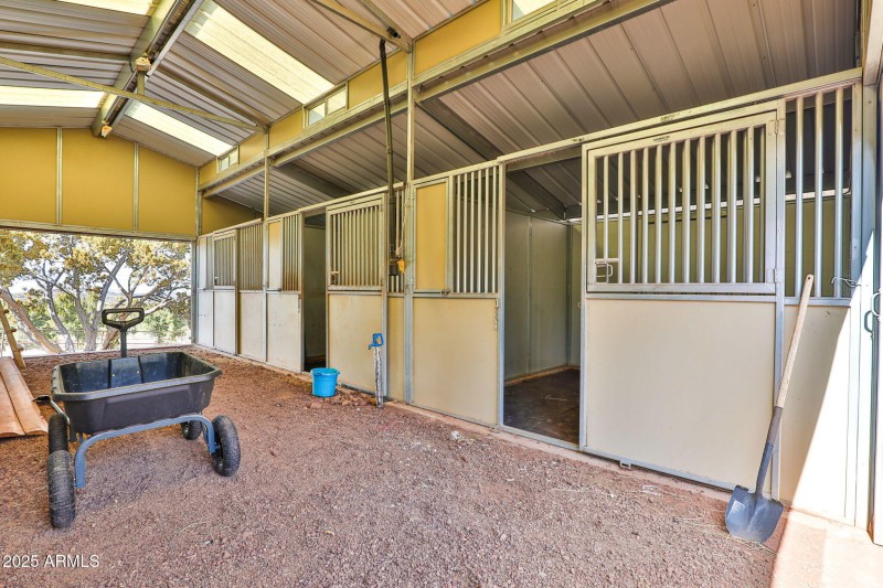 175-web-or-mls-786_E_Broncos_Trail_Willi