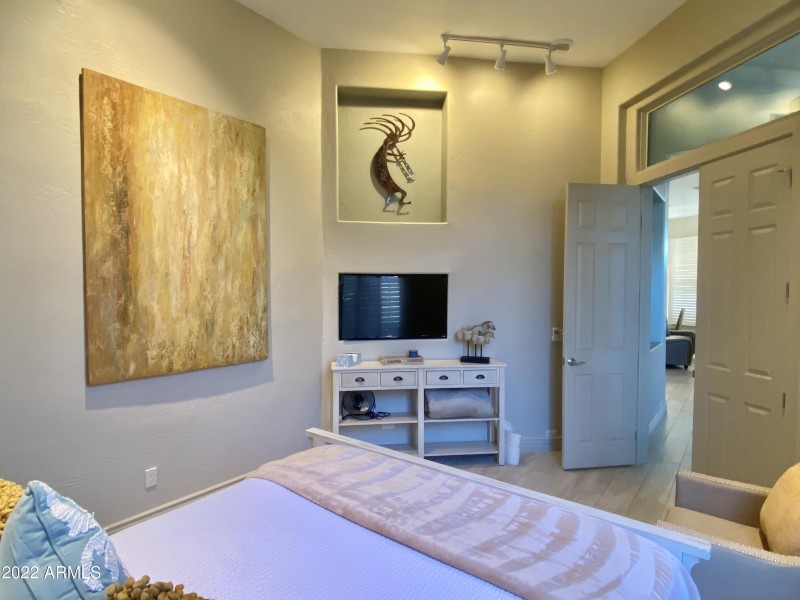 7D51D201-C1C8-465A-9B19-E3460B18DD93