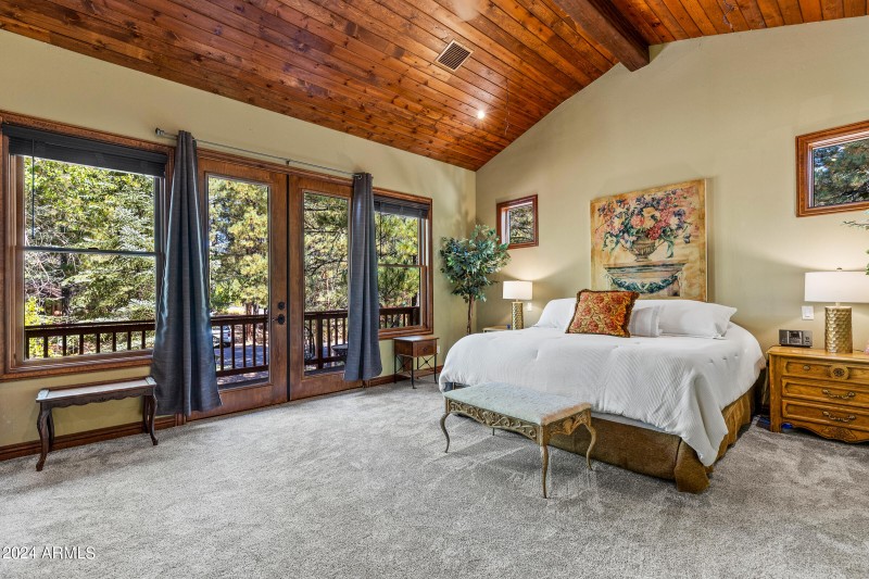 Private Master with Great Views