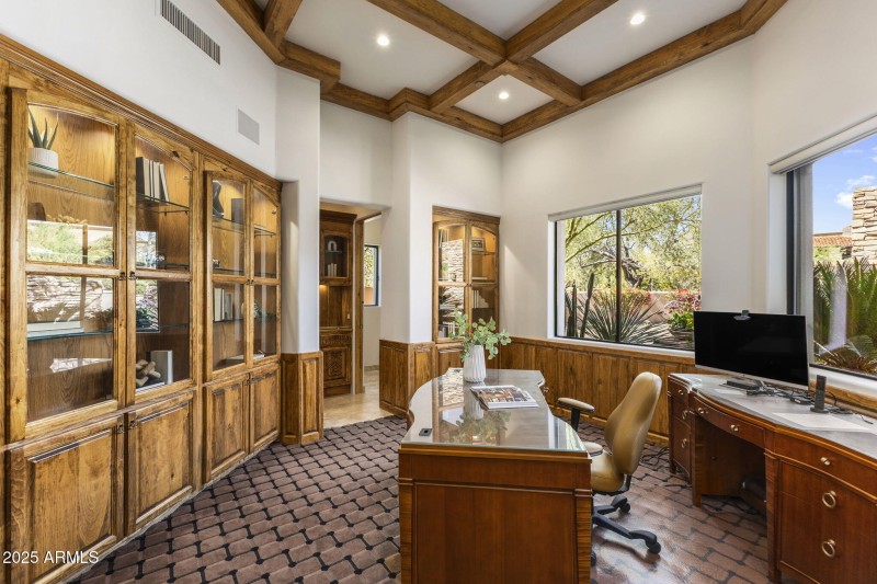 Office or 4th Bedroom Suite