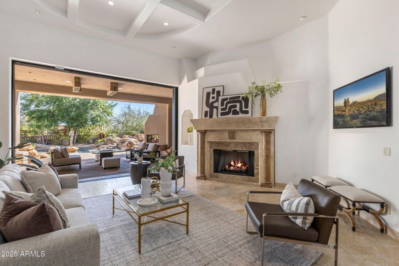 Indoor - Outdoor Living