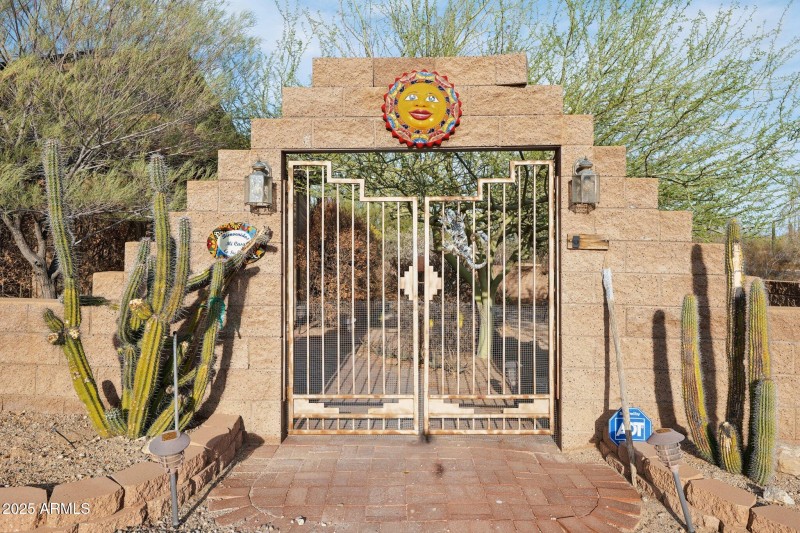 2-web-or-mls-54322-w-dune-shadow-rd