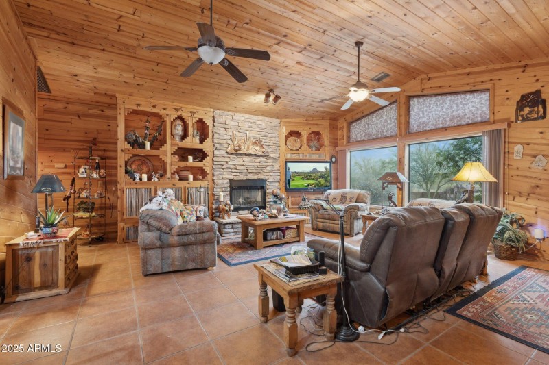 6-web-or-mls-54322-w-dune-shadow-rd