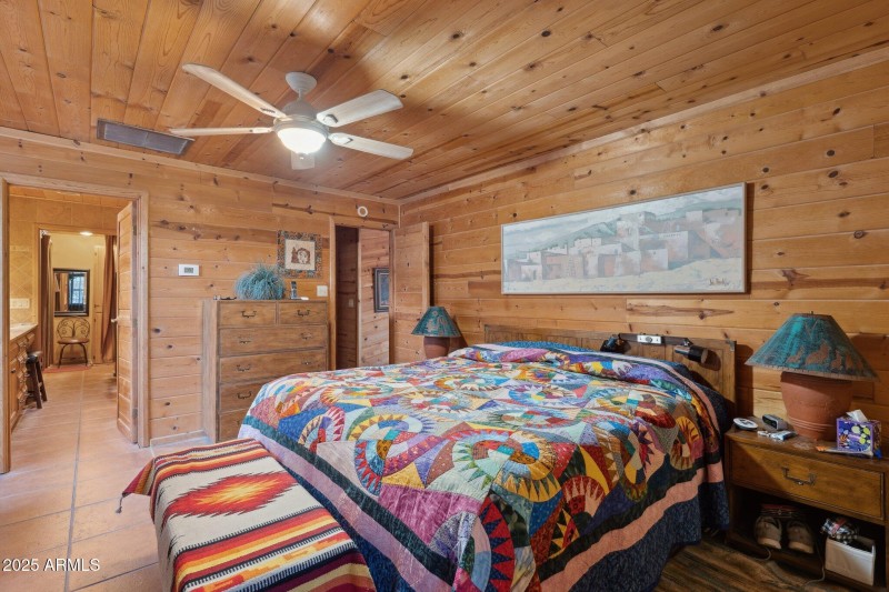 23-web-or-mls-54322-w-dune-shadow-rd