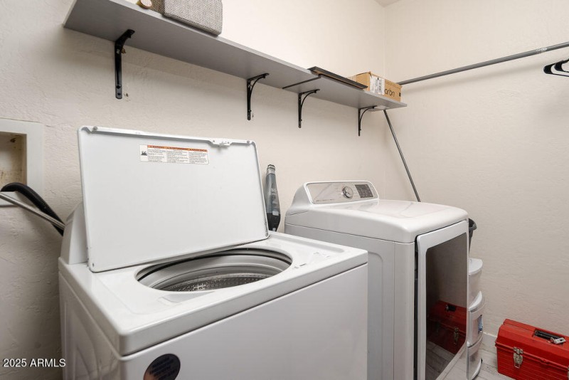 In unit washer:dryer