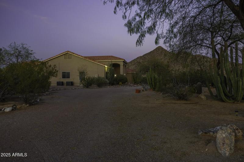 Twilight Front Left Far